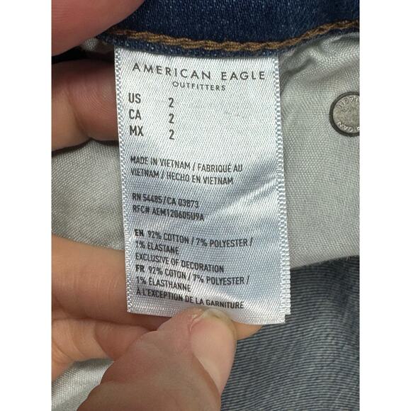 NWT American Eagle Women's Distressed Midi Cut-Off Denim Shorts - Size 2 (27x4) - Picture 4 of 8